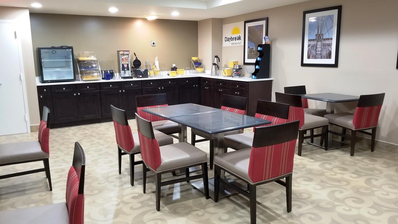 Days By Wyndham Brooklyn Marine Park 3* Nova York